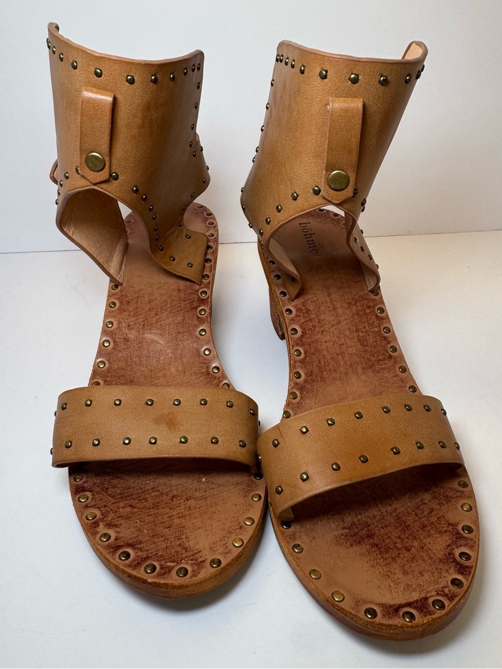 Bohme Daphne Tan Studded Ankle Cuff Heeled size 7